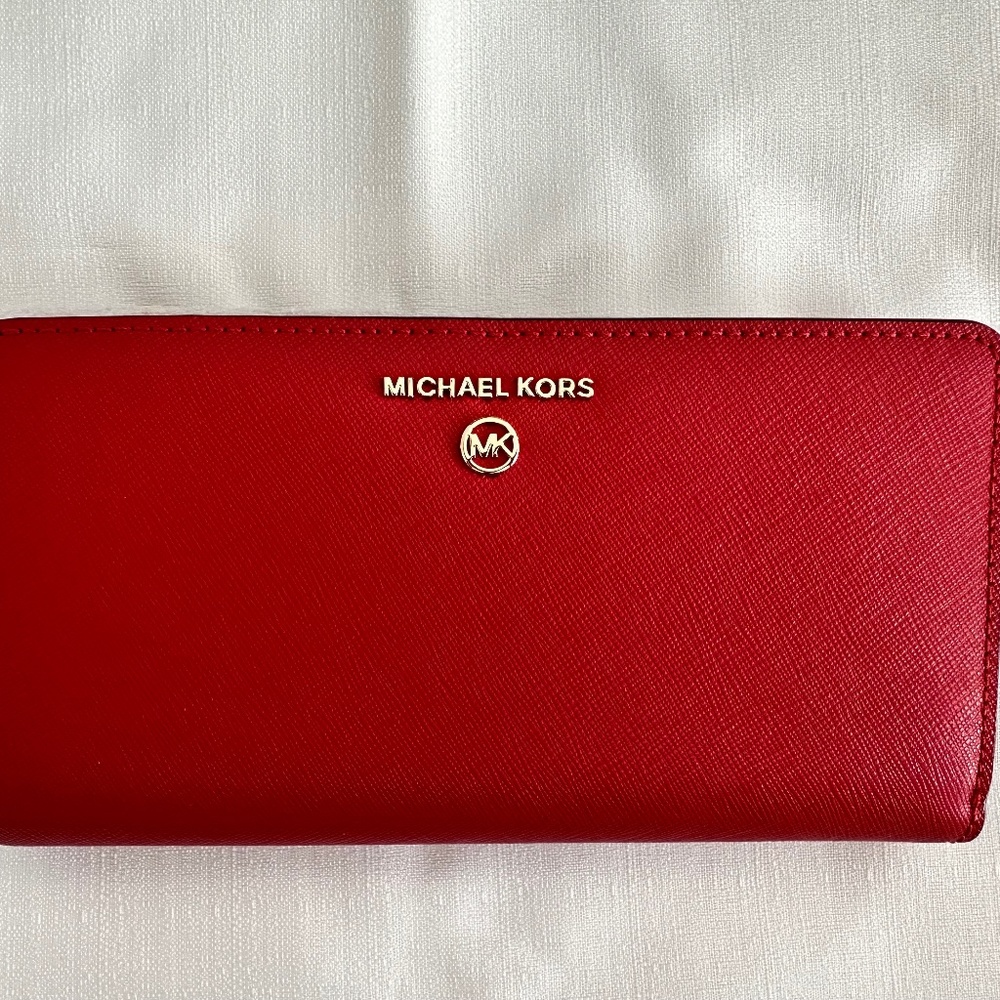 MK Jet Set Wallet